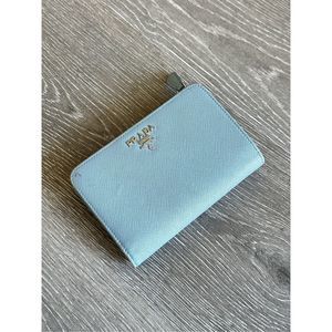 Prada women’s wallet